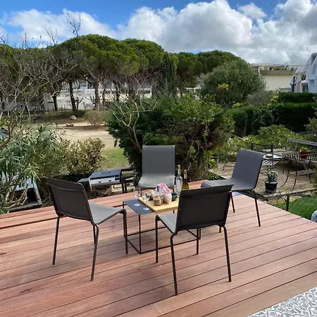 Comfortable Near The * Le Grau-du-Roi